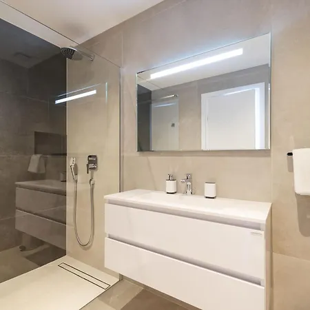 Villa Magic Sky 1 By Interhome